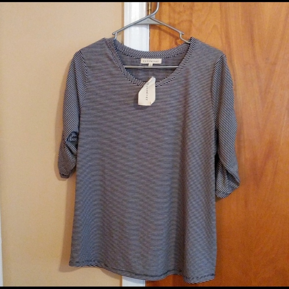Retrology size Large NWT Women’s Shirt.